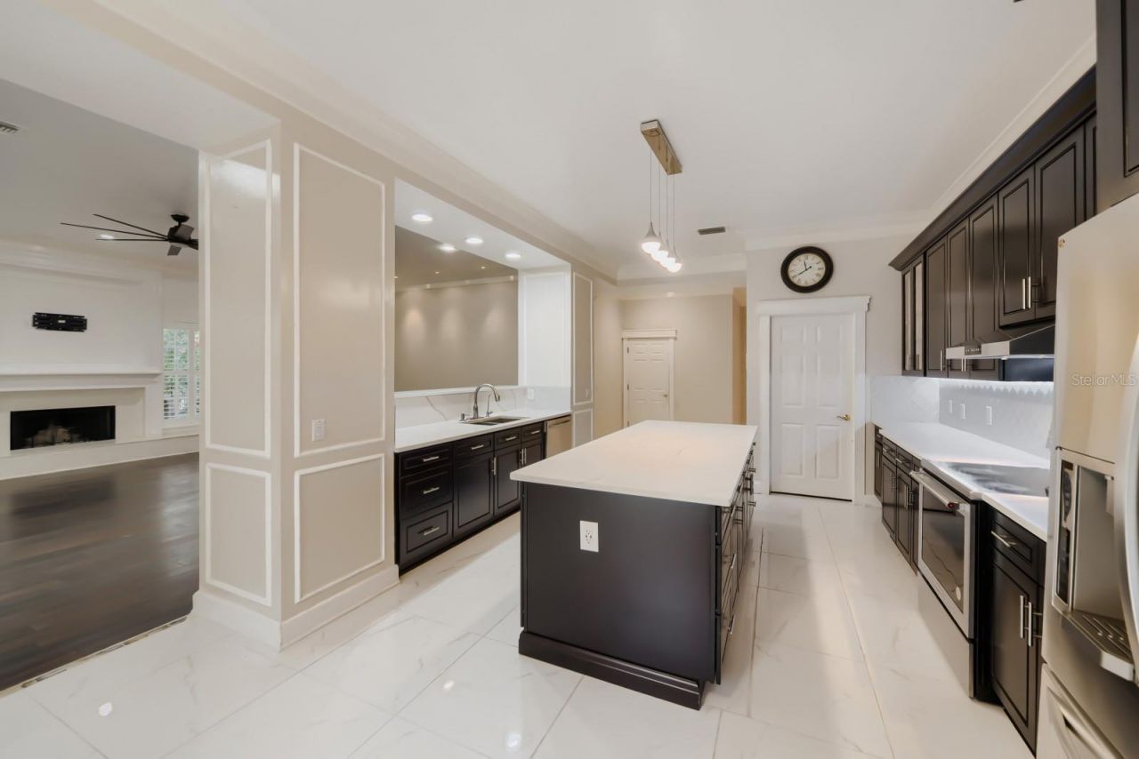 7601 Debeaubien Drive, Orlando, FL 32835 Photo