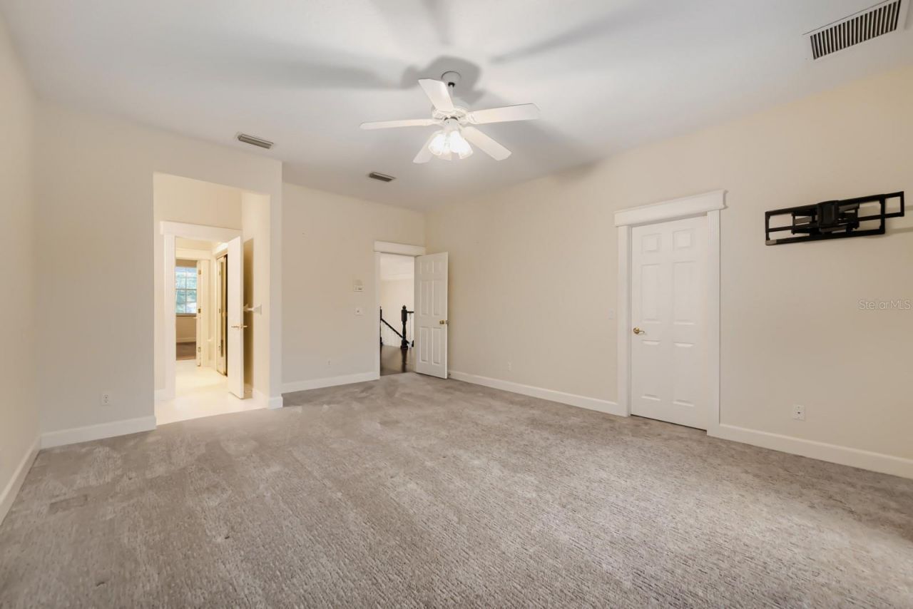 7601 Debeaubien Drive, Orlando, FL 32835 Photo