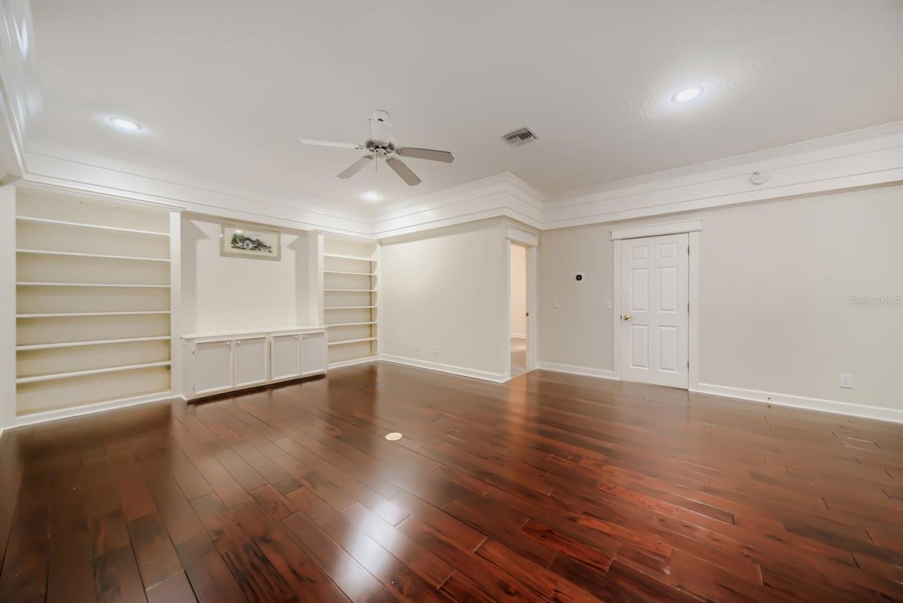 7601 Debeaubien Drive, Orlando, FL 32835 Photo