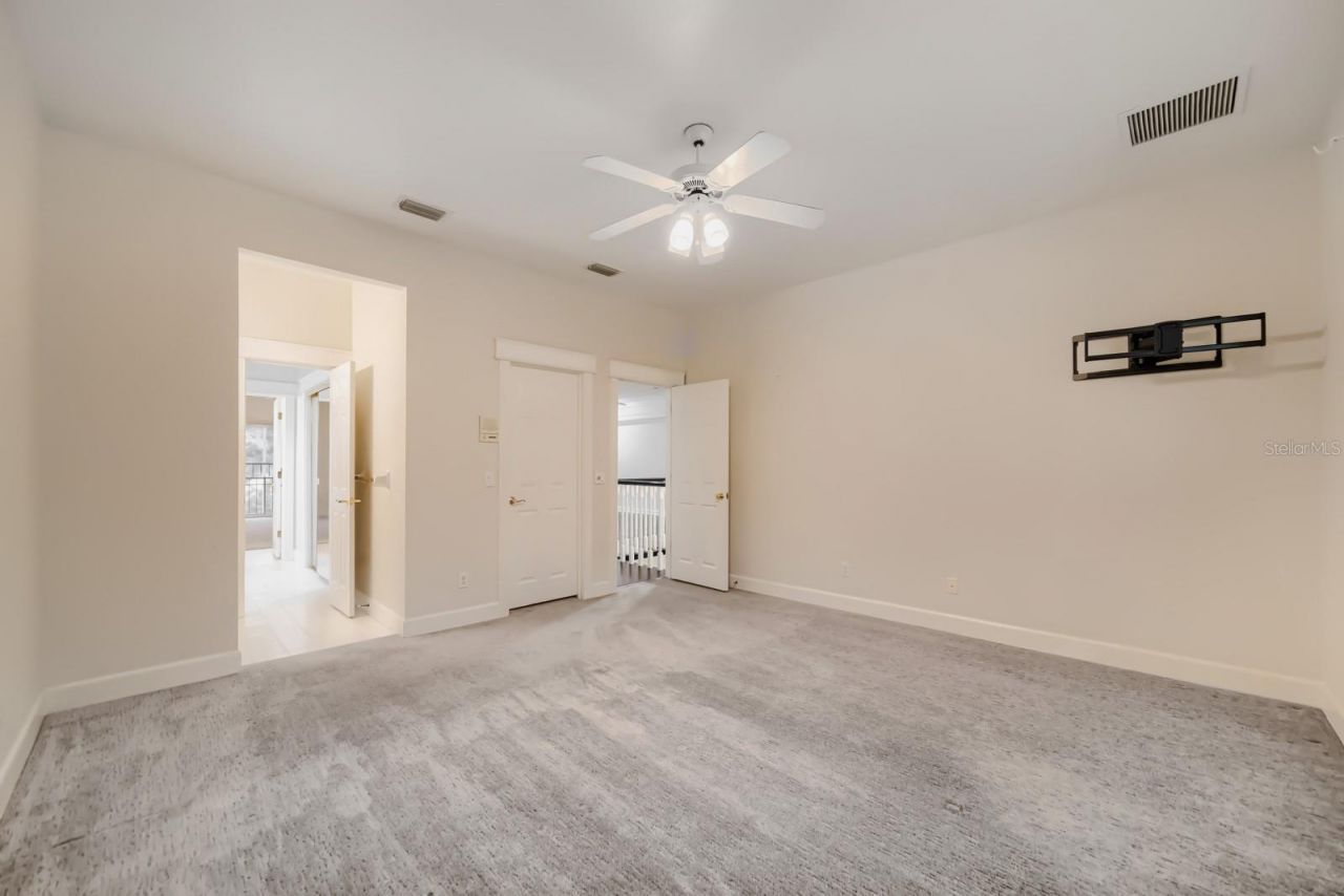 7601 Debeaubien Drive, Orlando, FL 32835 Photo