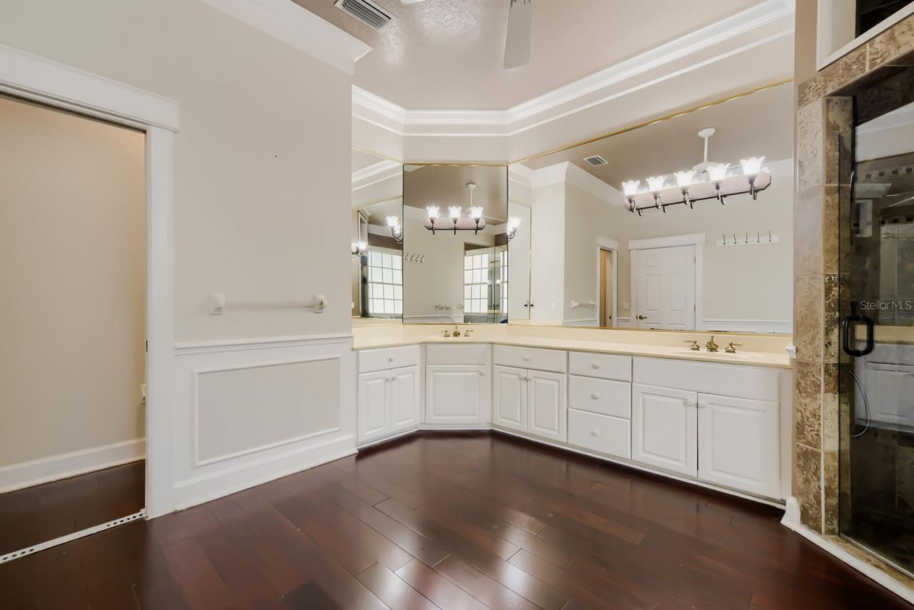 7601 Debeaubien Drive, Orlando, FL 32835 Photo