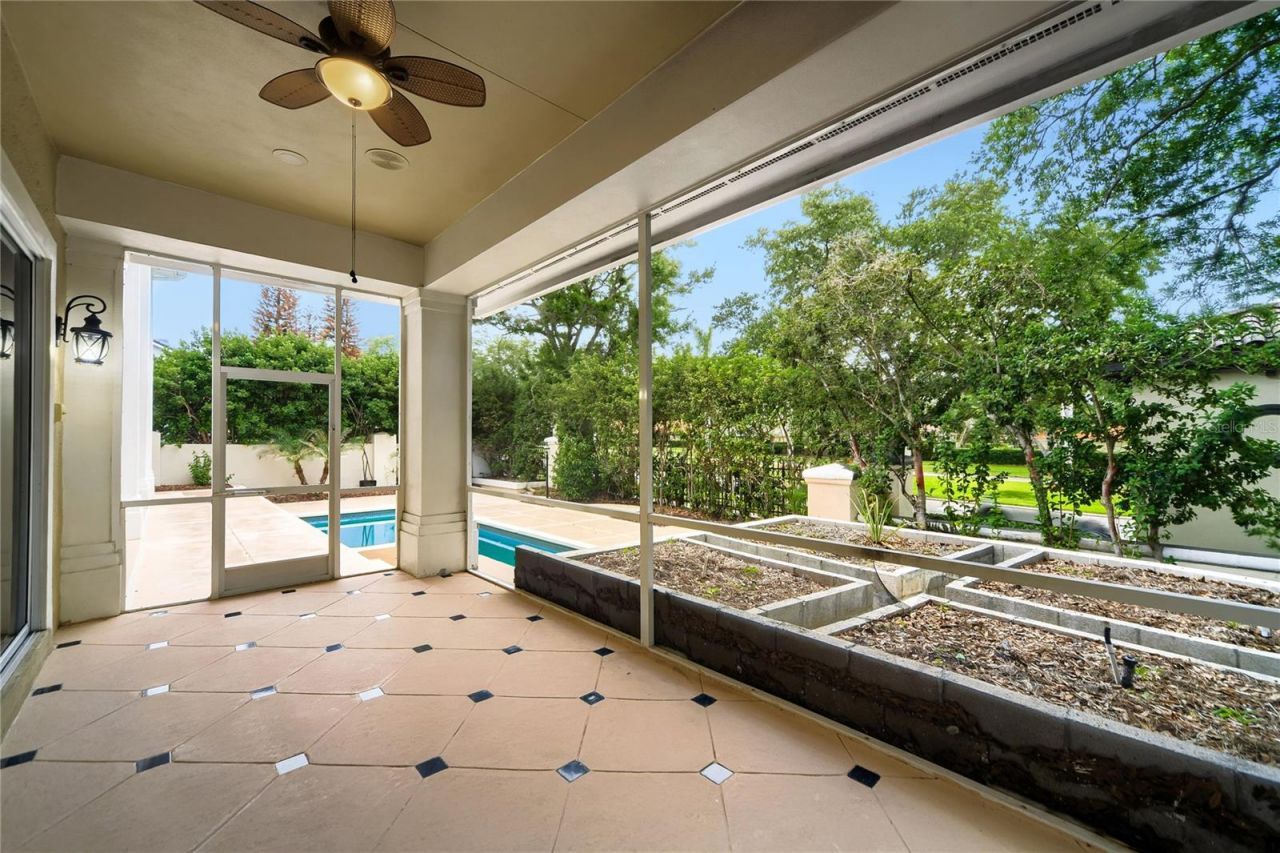 7601 Debeaubien Drive, Orlando, FL 32835 Photo