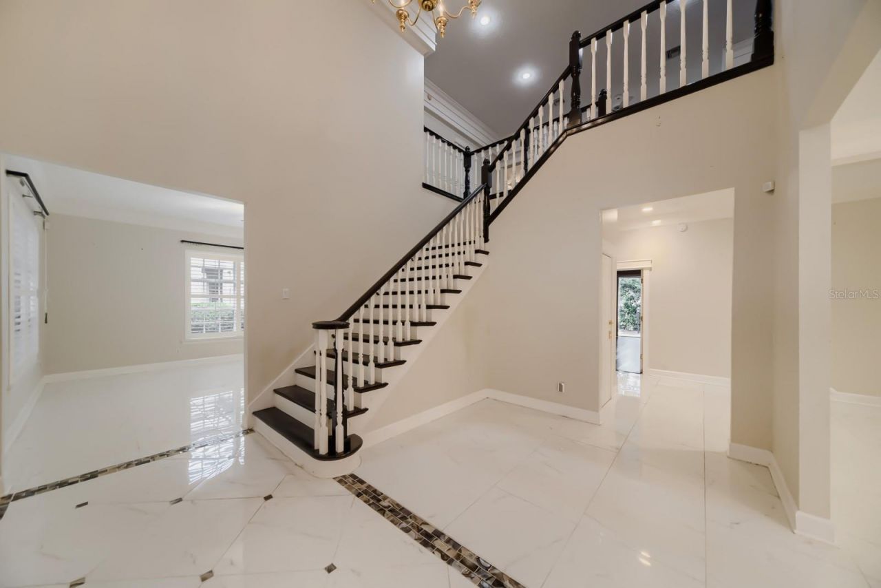 7601 Debeaubien Drive, Orlando, FL 32835 Photo