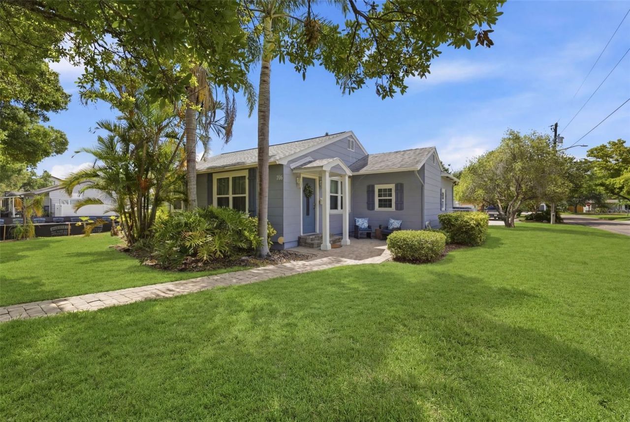 706 39th Avenue Ne, Saint Petersburg, FL 33703 Photo