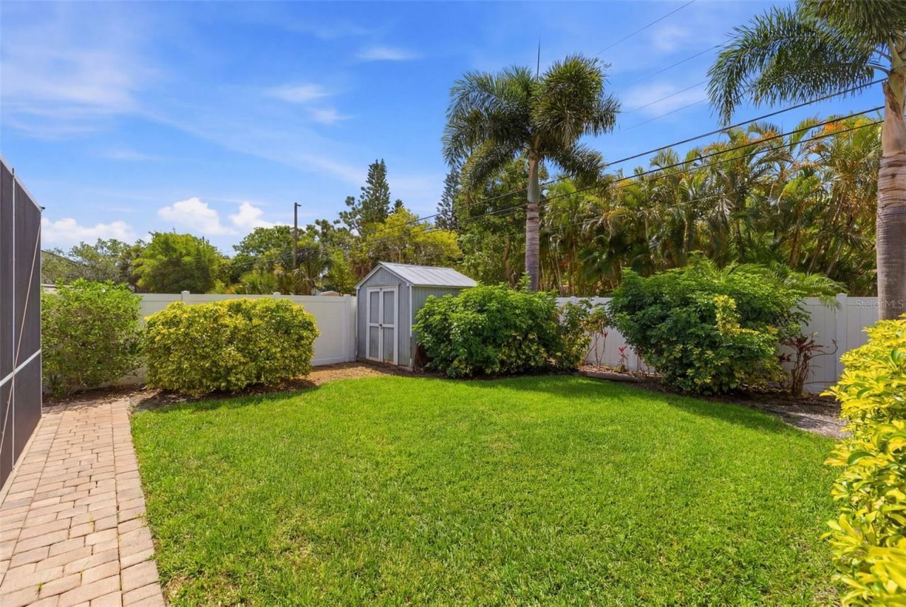 706 39th Avenue Ne, Saint Petersburg, FL 33703 Photo