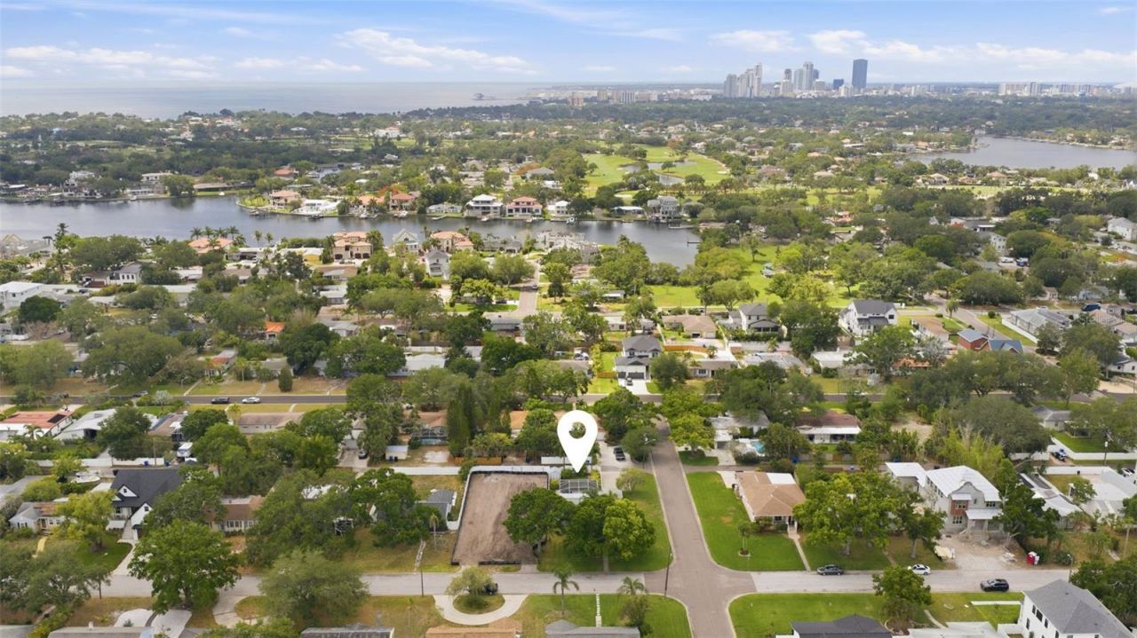 706 39th Avenue Ne, Saint Petersburg, FL 33703 Photo