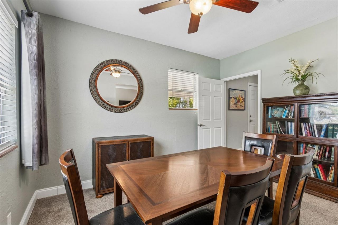 5598 14th Avenue N, Saint Petersburg, FL 33710 Photo