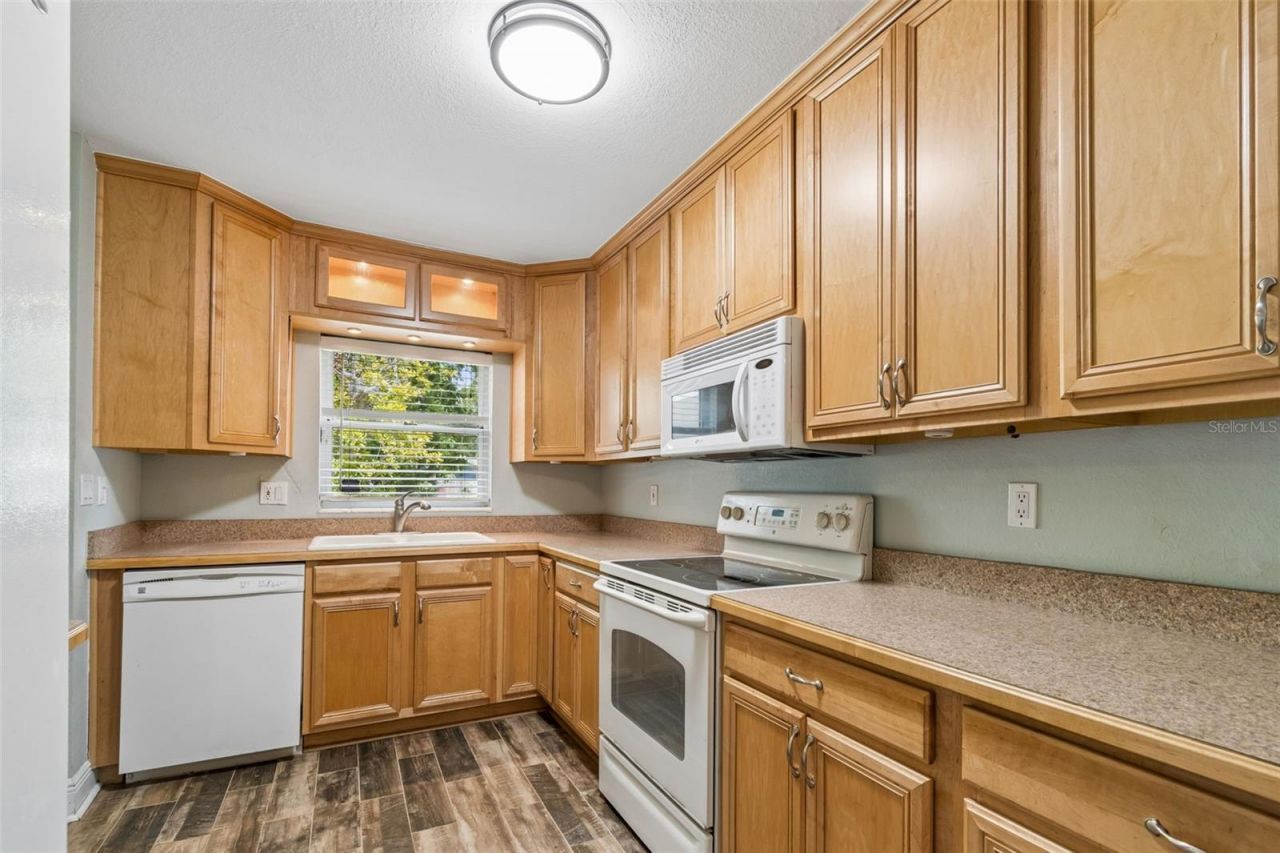 5598 14th Avenue N, Saint Petersburg, FL 33710 Photo