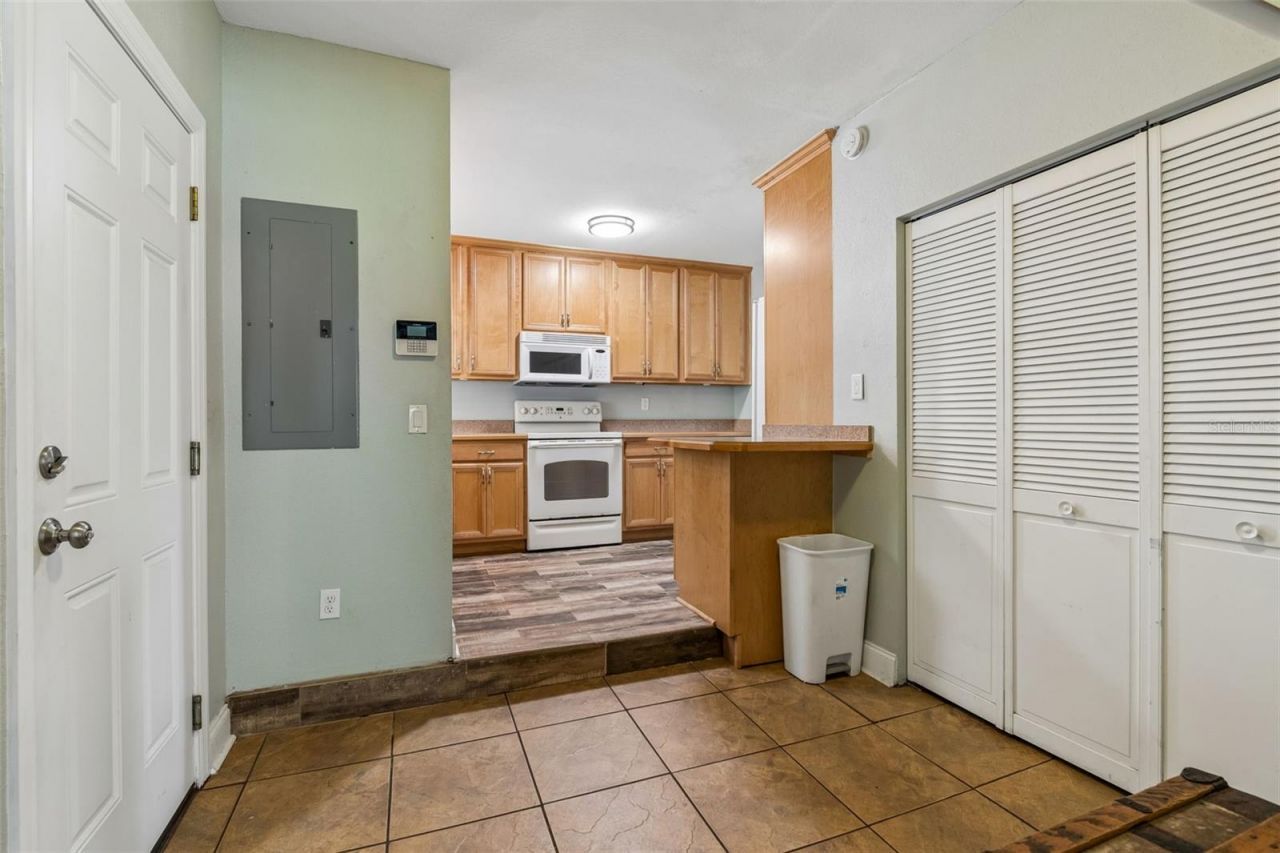 5598 14th Avenue N, Saint Petersburg, FL 33710 Photo