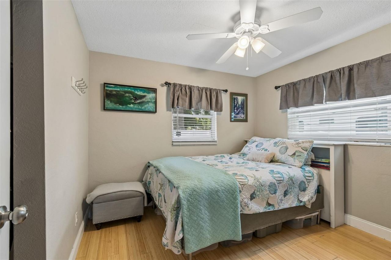 5598 14th Avenue N, Saint Petersburg, FL 33710 Photo