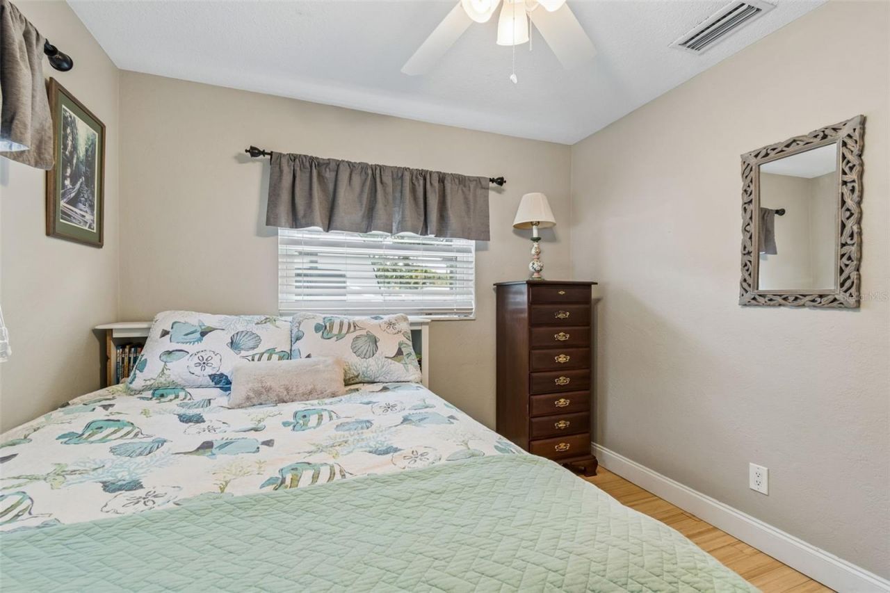 5598 14th Avenue N, Saint Petersburg, FL 33710 Photo