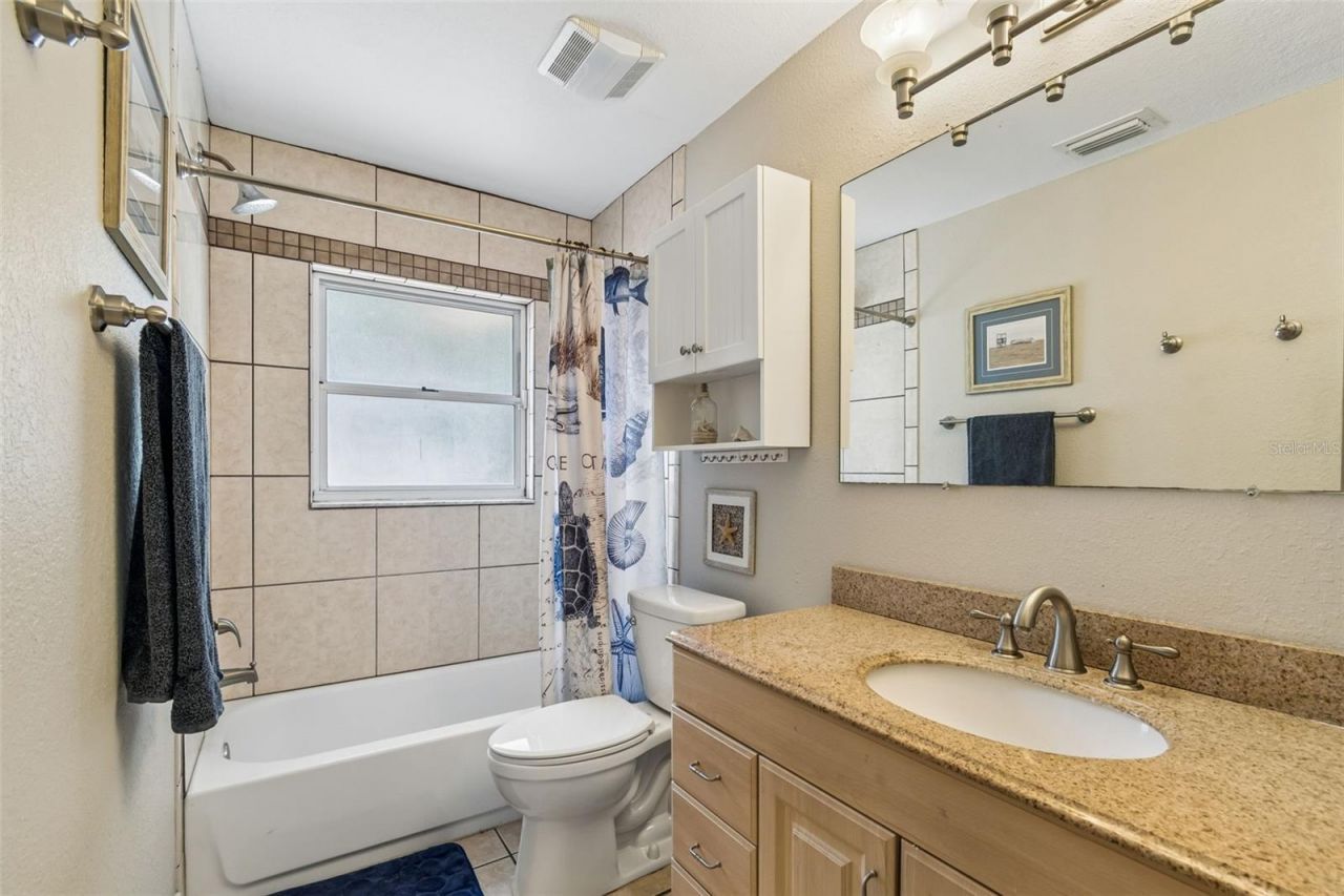 5598 14th Avenue N, Saint Petersburg, FL 33710 Photo