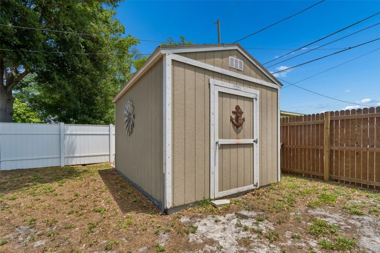 5598 14th Avenue N, Saint Petersburg, FL 33710 Photo