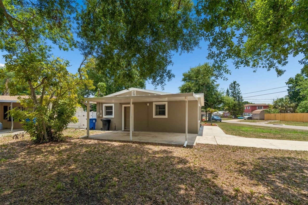 5598 14th Avenue N, Saint Petersburg, FL 33710 Photo
