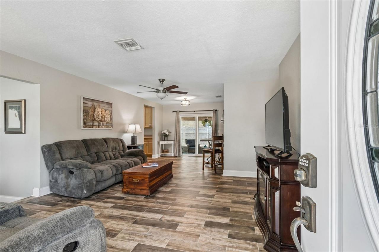 5598 14th Avenue N, Saint Petersburg, FL 33710 Photo