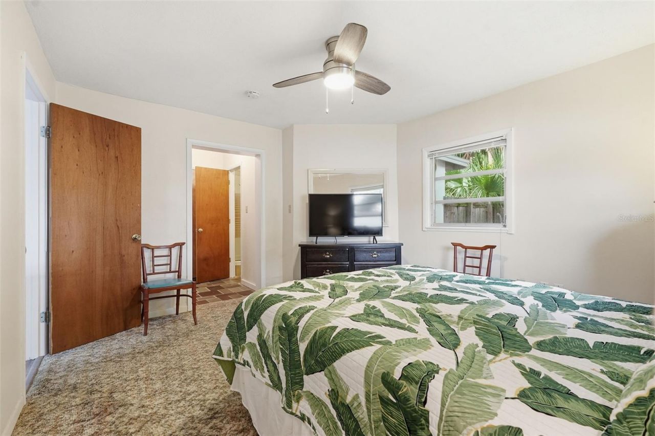 6000 12th Way N, Saint Petersburg, FL 33703 Photo