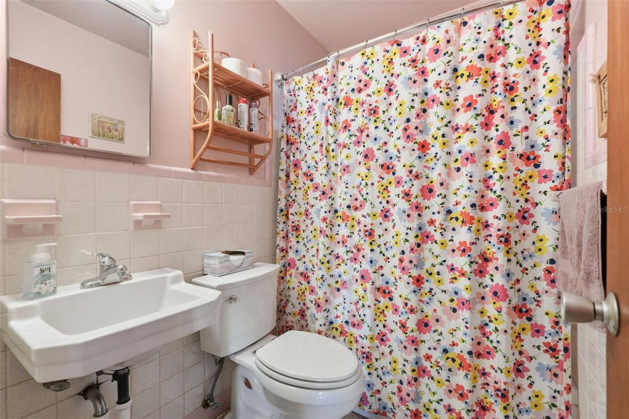6000 12th Way N, Saint Petersburg, FL 33703 Photo
