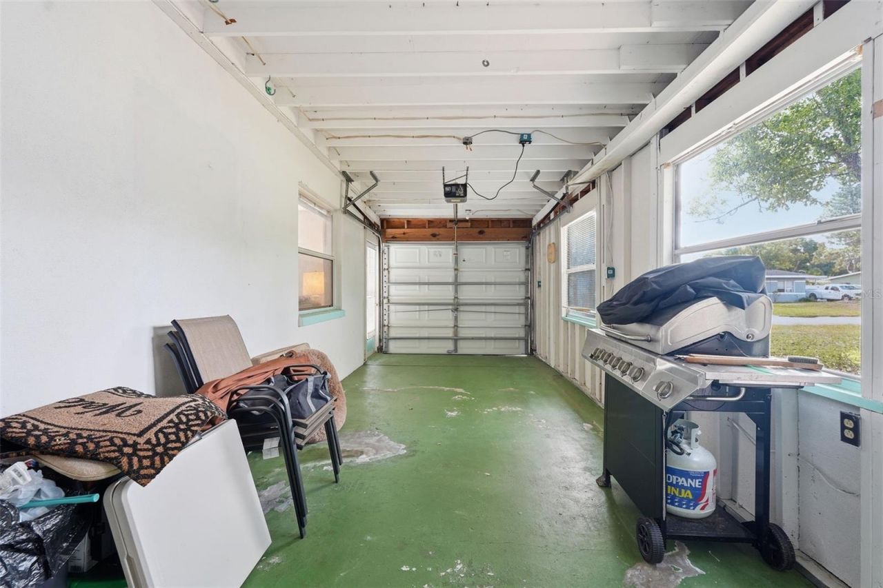6000 12th Way N, Saint Petersburg, FL 33703 Photo