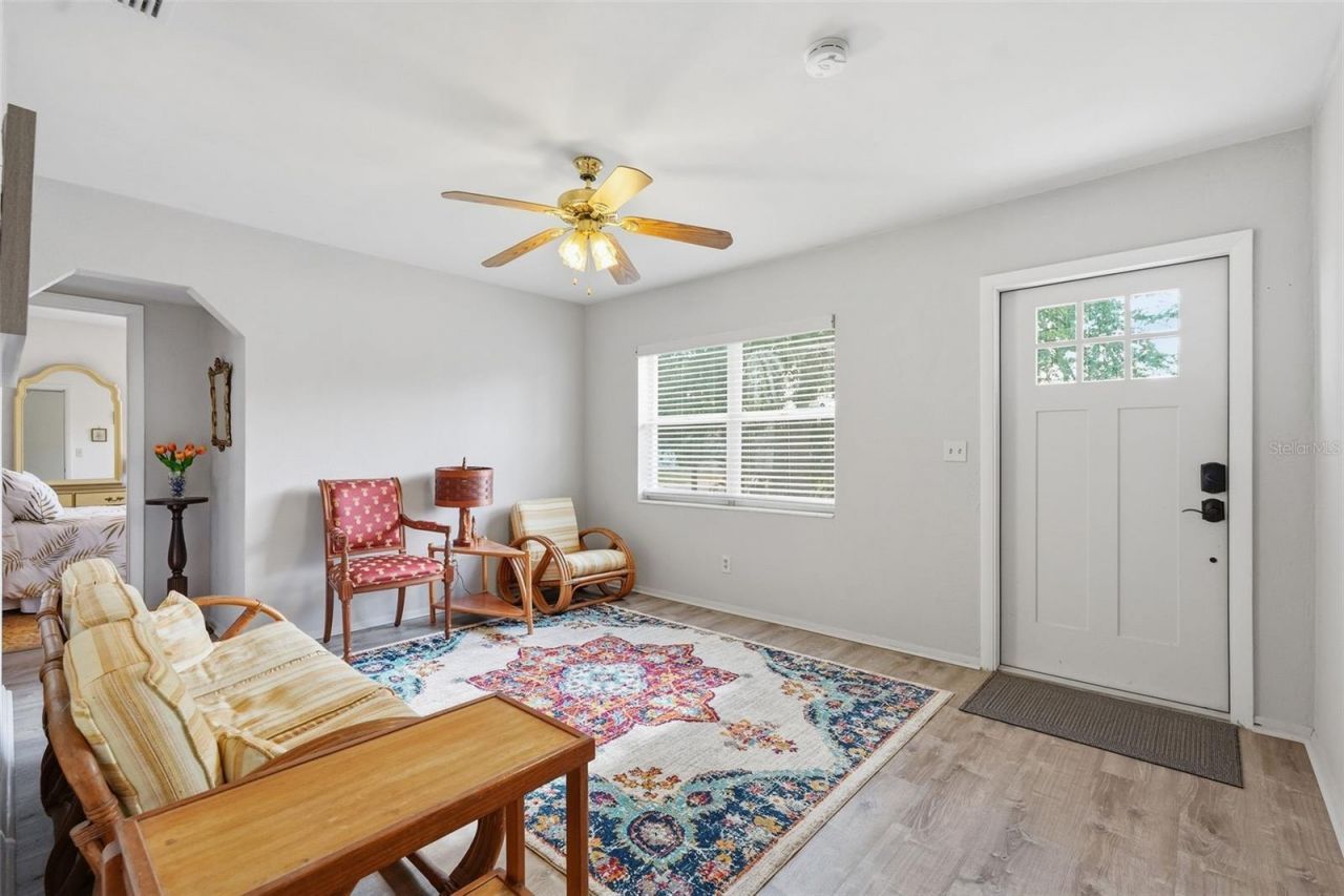 6000 12th Way N, Saint Petersburg, FL 33703 Photo