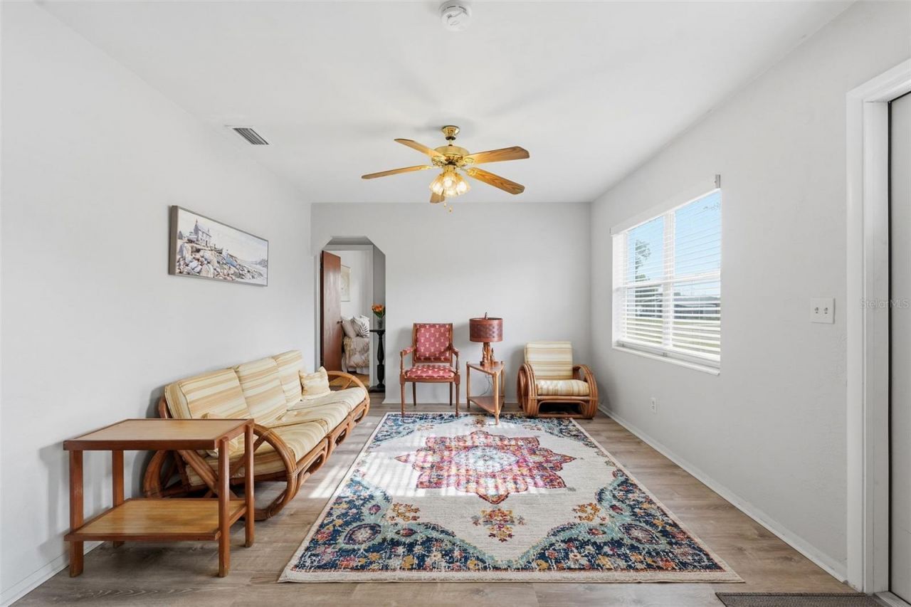 6000 12th Way N, Saint Petersburg, FL 33703 Photo
