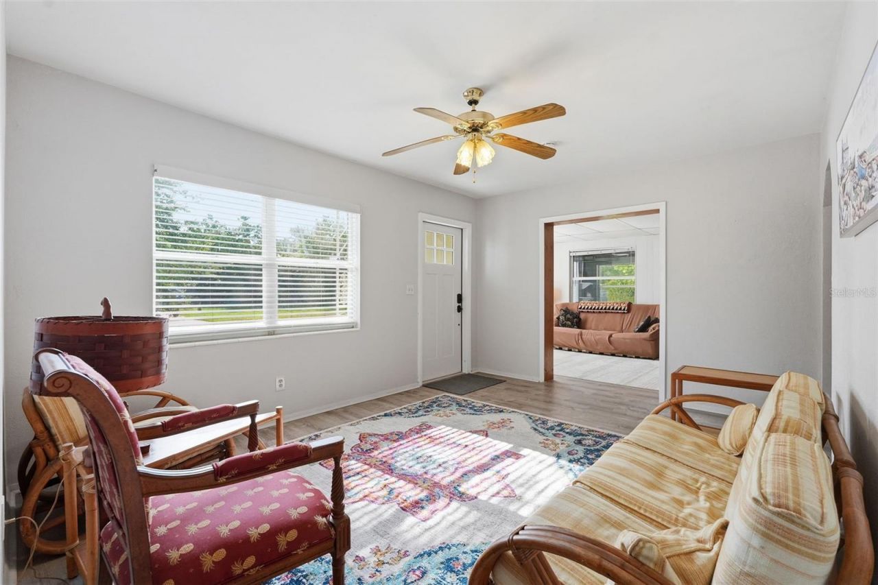 6000 12th Way N, Saint Petersburg, FL 33703 Photo