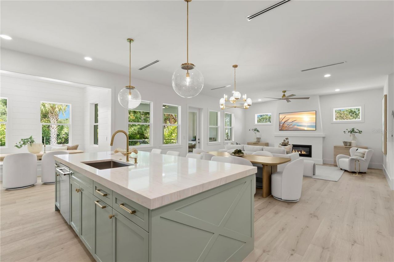 511 Buckingham Avenue E, Oldsmar, FL 34677 Photo