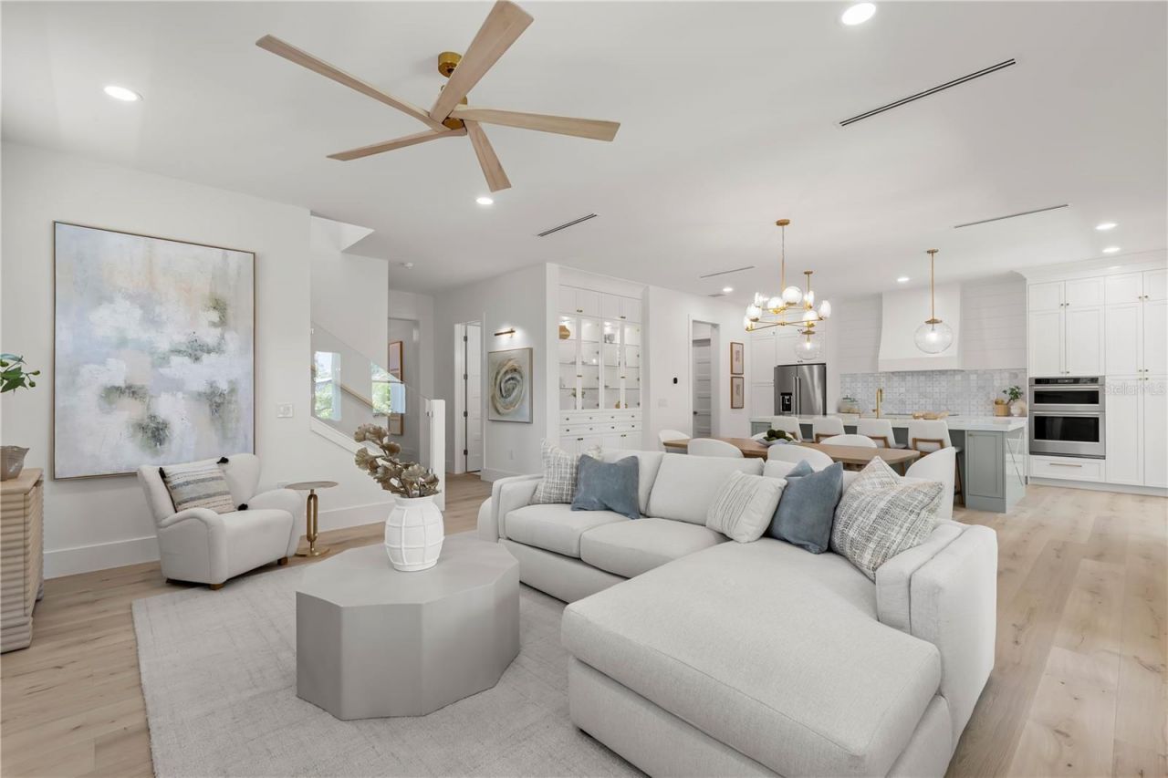 511 Buckingham Avenue E, Oldsmar, FL 34677 Photo