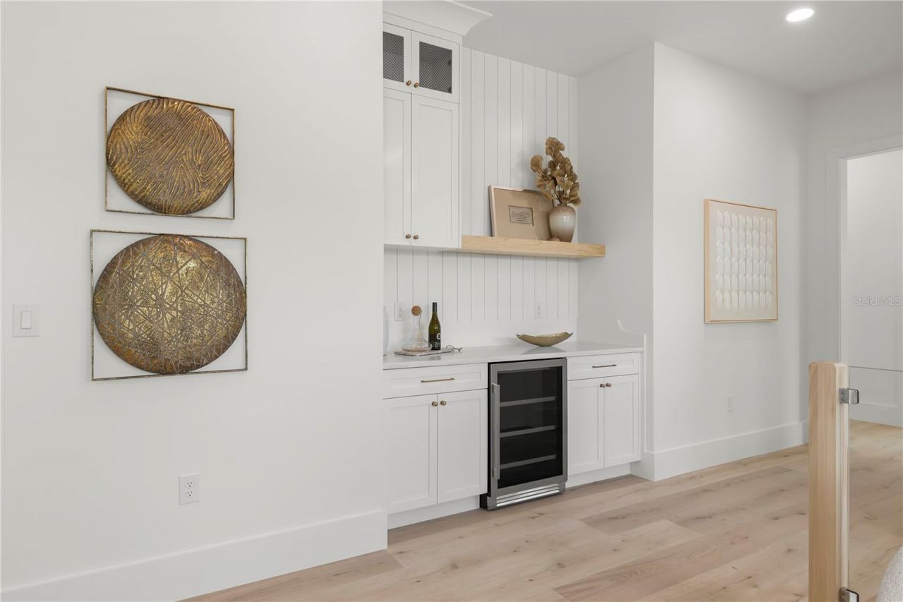 511 Buckingham Avenue E, Oldsmar, FL 34677 Photo