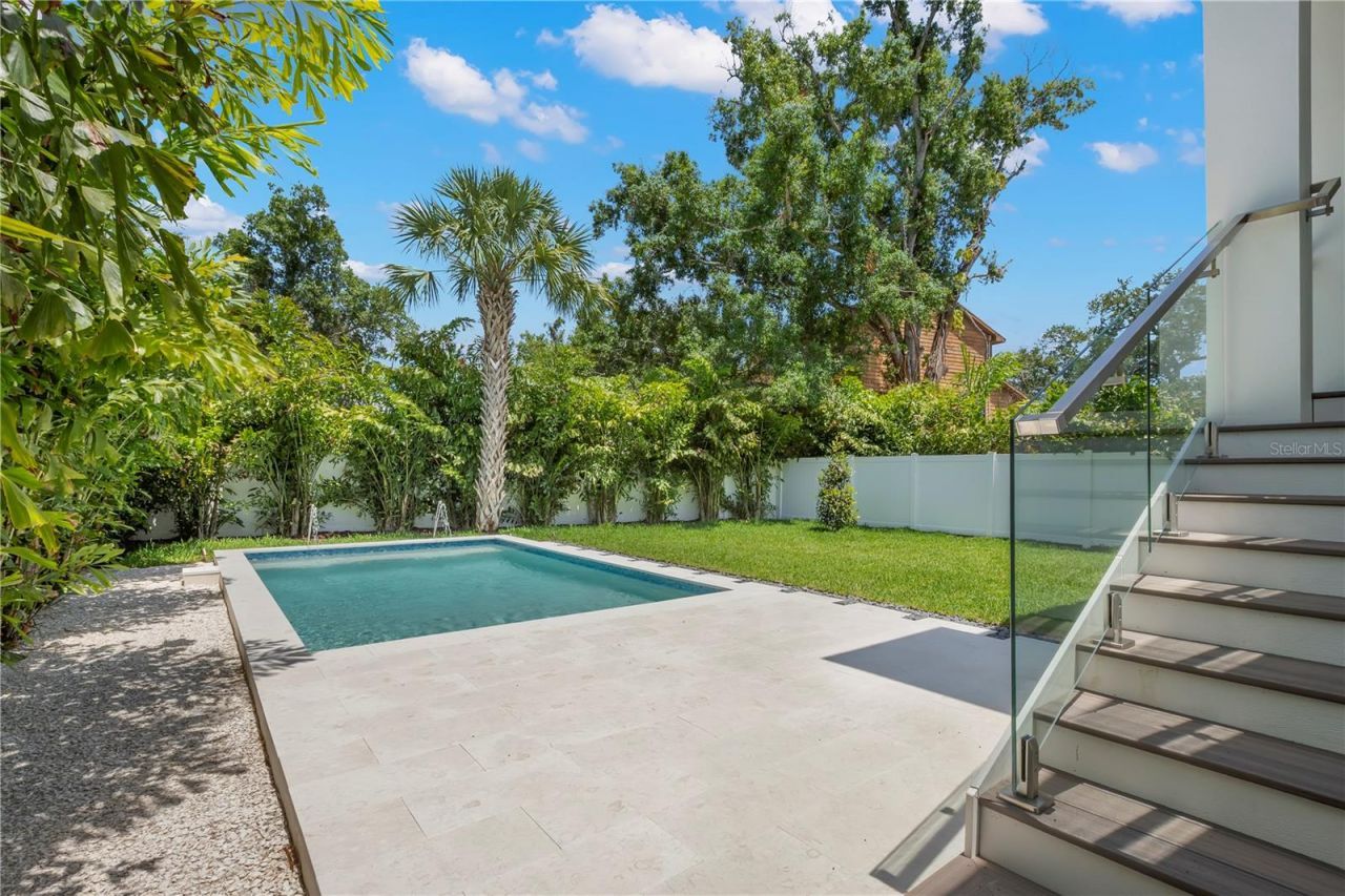 511 Buckingham Avenue E, Oldsmar, FL 34677 Photo