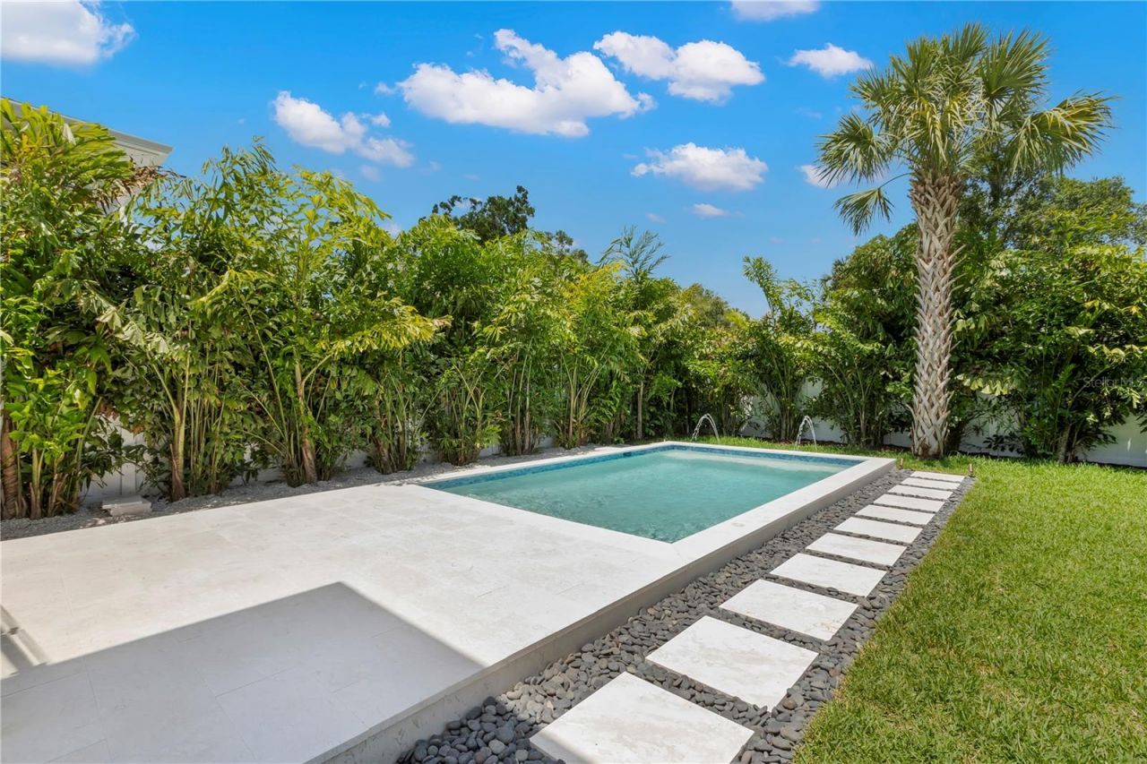 511 Buckingham Avenue E, Oldsmar, FL 34677 Photo