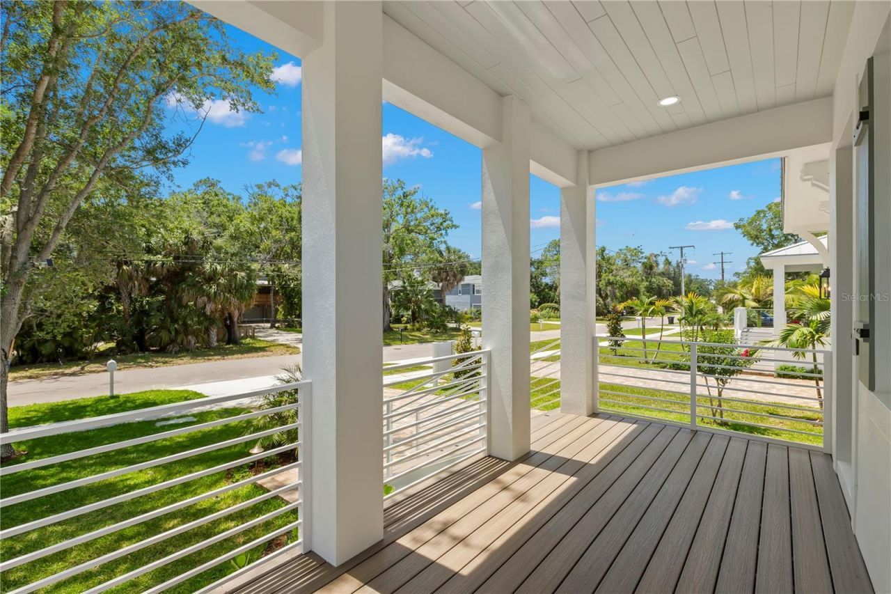 511 Buckingham Avenue E, Oldsmar, FL 34677 Photo