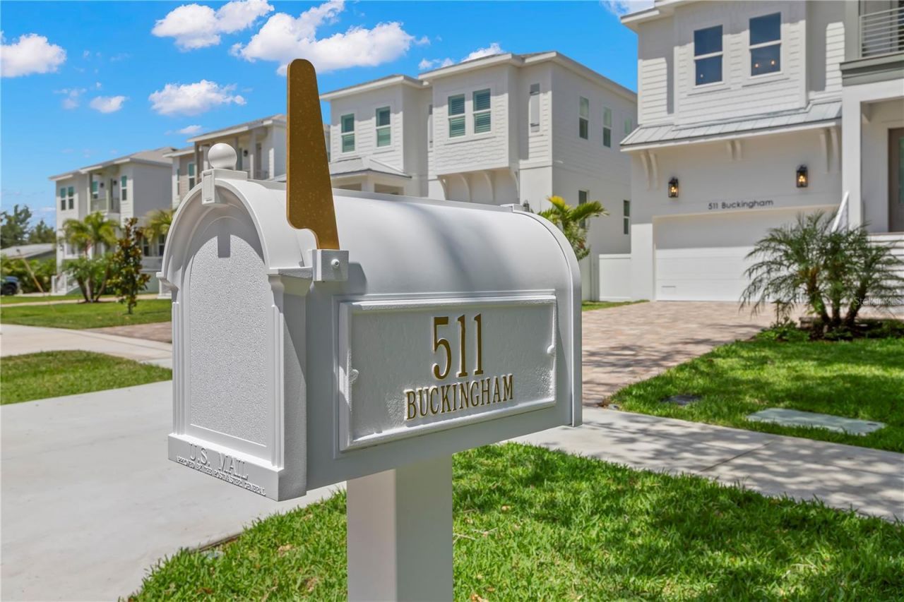 511 Buckingham Avenue E, Oldsmar, FL 34677 Photo