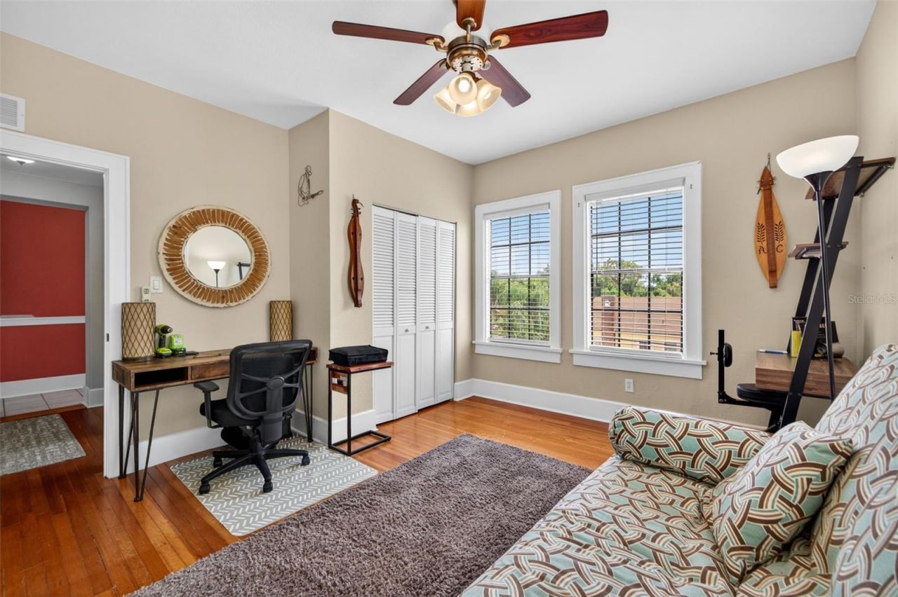 210 22nd Avenue Ne, Unit 12, Saint Petersburg, FL 33704 Photo