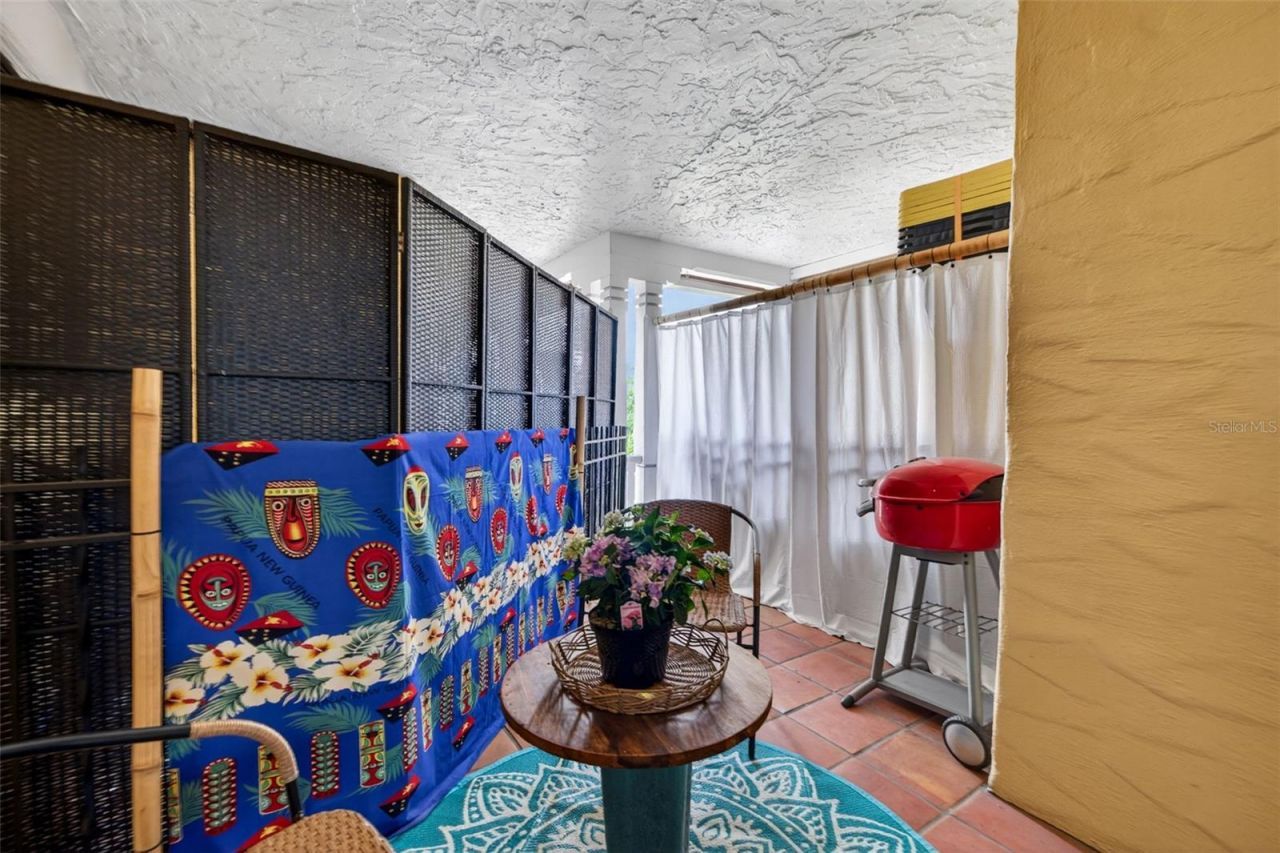 210 22nd Avenue Ne, Unit 12, Saint Petersburg, FL 33704 Photo