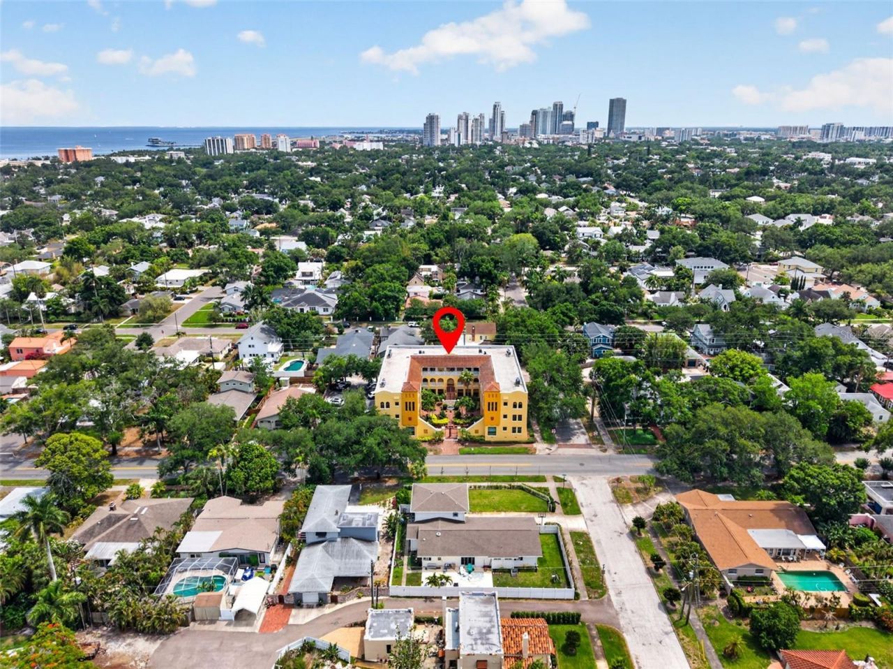 210 22nd Avenue Ne, Unit 12, Saint Petersburg, FL 33704 Photo