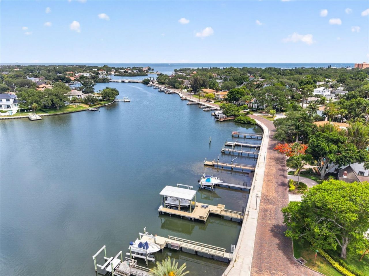 210 22nd Avenue Ne, Unit 12, Saint Petersburg, FL 33704 Photo
