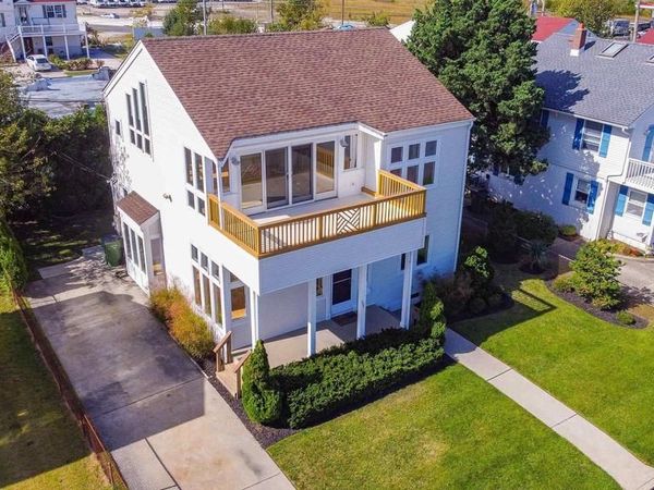 207 E PLAZA PLACE, PLEASANTVILLE, NJ 08232