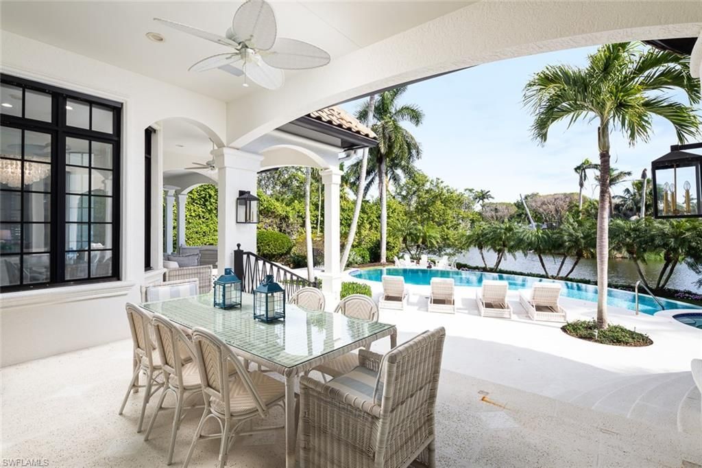 2595 Half Moon Walk , Naples, FL 34102 Photo