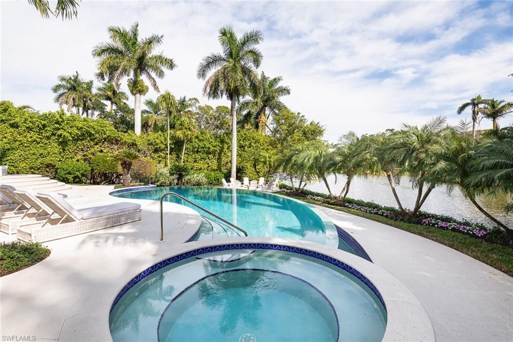 2595 Half Moon Walk , Naples, FL 34102 Photo