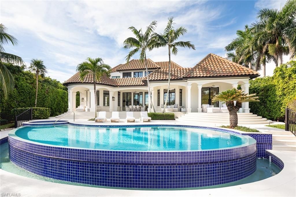 2595 Half Moon Walk , Naples, FL 34102 Photo