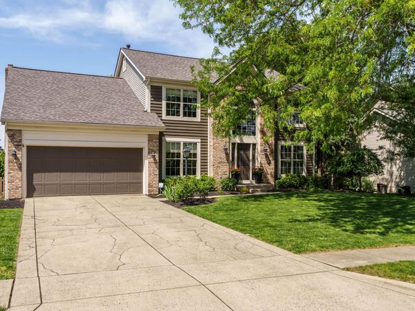 4500 Huntwicke Drive, Hilliard, OH 43026