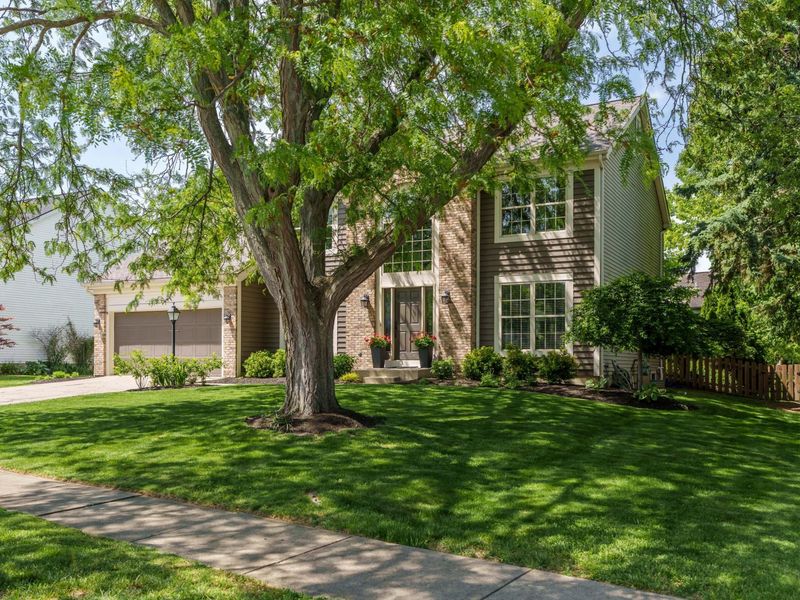 4500 Huntwicke Drive, Hilliard, OH 43026 Photo 5