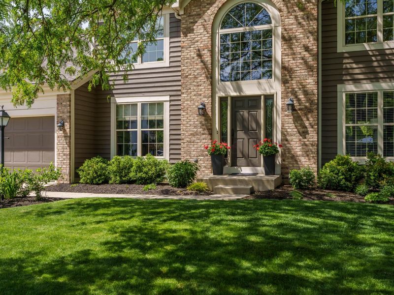 4500 Huntwicke Drive, Hilliard, OH 43026 Photo 6