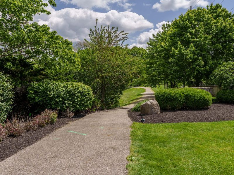 4500 Huntwicke Drive, Hilliard, OH 43026 Photo 61