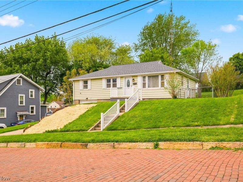 222 State Avenue NE, Massillon, OH 44646 Photo 1