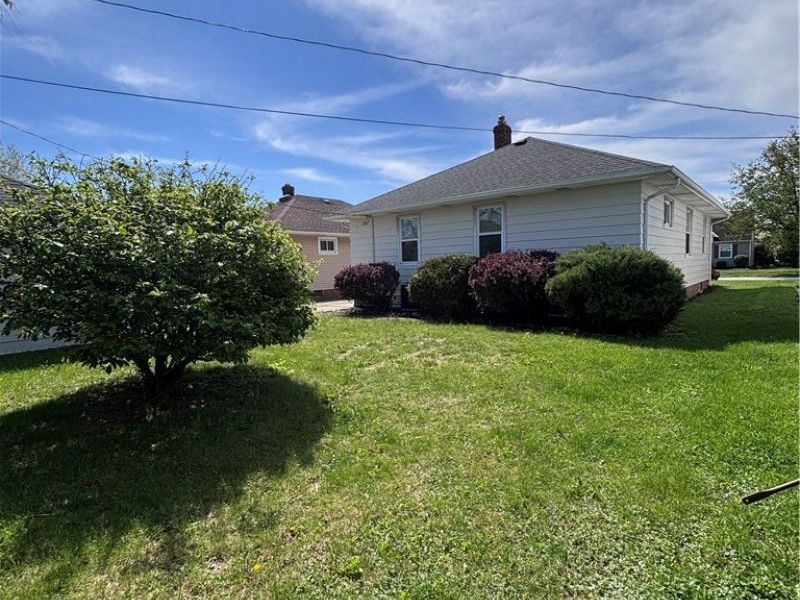 12117 Thraves Road, Garfield Heights, OH 44125 Photo 16