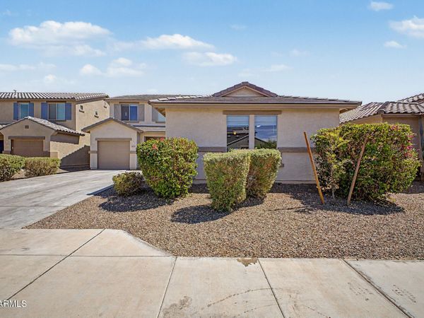 10555 W CROWN KING Road, Tolleson, AZ 85353
