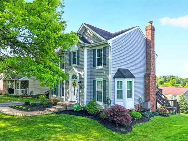 817 Lexington Dr, Aliquippa, PA 15001