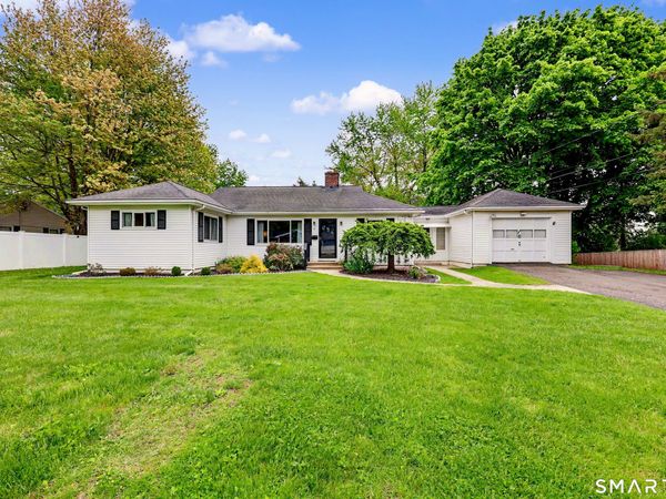 16 Ridgeland, Wallingford, CT 06492