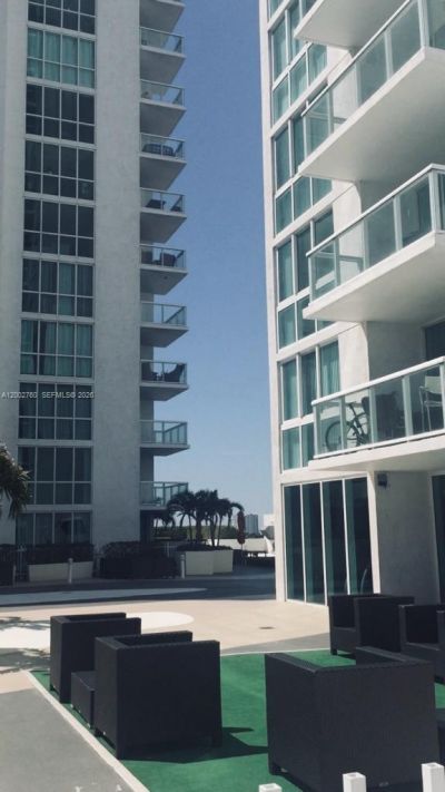 1861 NW S River Dr, Unit 902, Miami, FL 33125 Photo